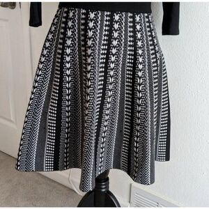 Beautiful Philosophy Sweater knit Black and White Flared Skirt NWT